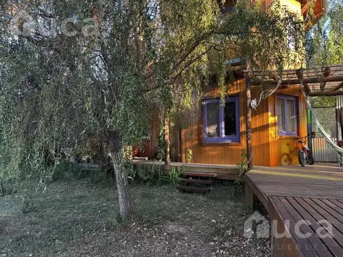 Casa 5 ambientes con 2 baños