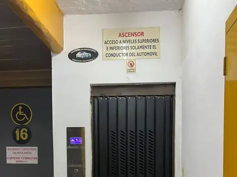 VENTA DE COCHERA , 6TO PISO, RAMPA MOVIL ASCENSOR