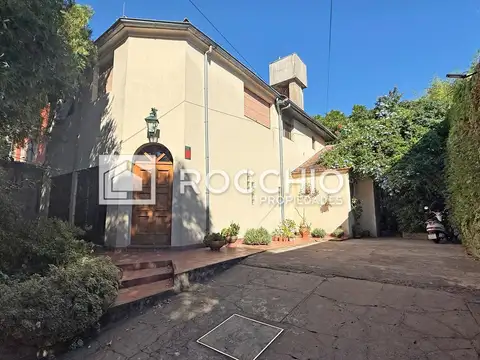 Casa en  venta 5 ambientes Villa Ballester