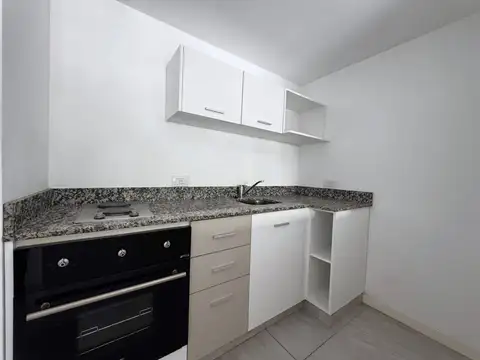 Departamento en Alquiler en Castelar, $ 400.000