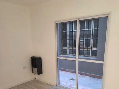 Depto Tipo Casa en Venta en Villa Primera, USD 52.900