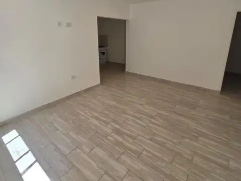 Depto Tipo Casa en Venta de 2 ambientes