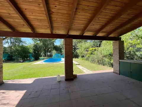 Casa 3 ambientes con 1 baño