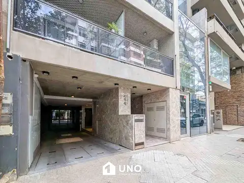 Dorrego y Salta - Cochera.