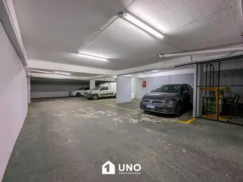 Cochera en Venta Cubierta