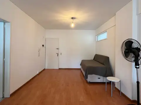 Departamento en Venta en Flores, USD 82.000