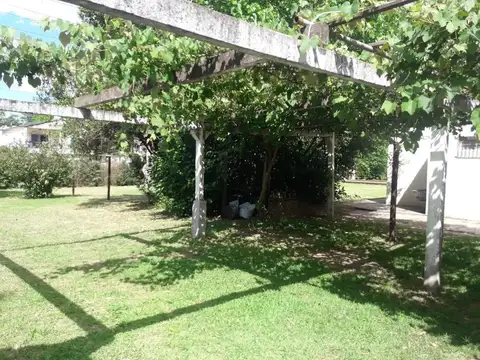 Casa en venta, zona escobar