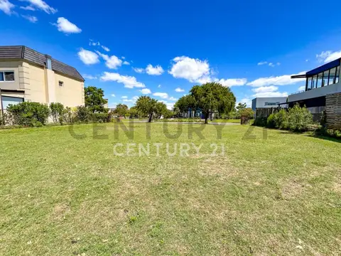 Terreno en Venta de 834,0 m2