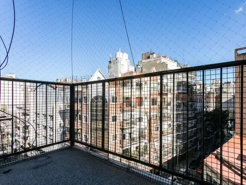VENTA DEPTO AL FRENTE BALCON 4 AMB BALCON