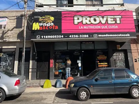 Salta 1019 , Piso 1