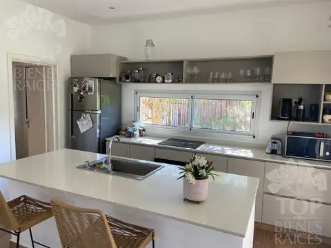 Casa en Alquiler de 4 dormitorios
