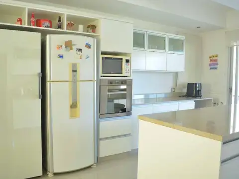 Exclusiva casa en venta - Las Casuarinas del Pilar