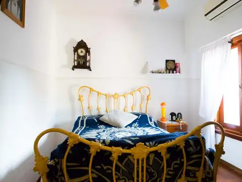 Depto Tipo Casa en Venta con 1 cocheras