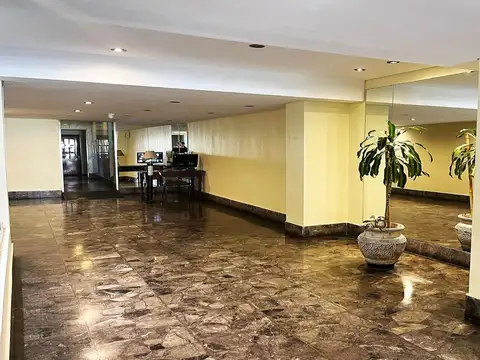 Av. Avellaneda 4337 , Piso 1