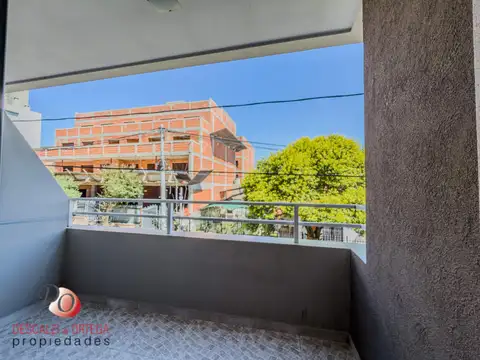 CARLOS PAZ- DEPARTAMENTO EN VENTA 3 DORMITORIOS  COCHERA-
