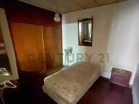 CASA EN VENTA - IDEAL PARA INVERSION