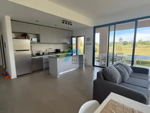 Casa  en Venta en Medal CC, Pilar, G.B.A. Zona Norte