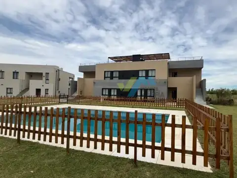 Casa en Venta en Medal Country club, USD 176.000