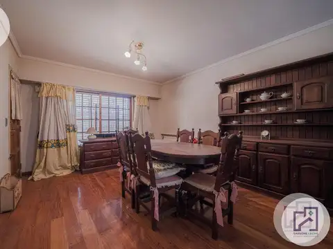 Casa 3 ambientes con 2 baños