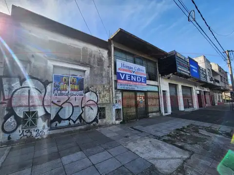 Av. Presidente Perón 1700