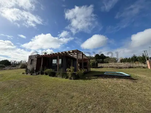 CASA QUINTA 3 AMBIENTES A ESTRENAR CON PILETA – SIERRA DE LOS PADRES