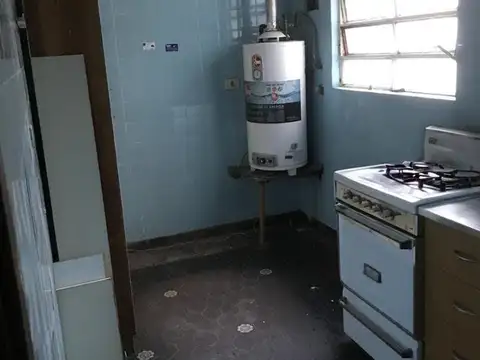Maipu 1500, Piso 13°