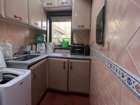 Casa en Venta con 4 cocheras