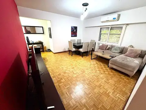 Vicente Fidel López 200