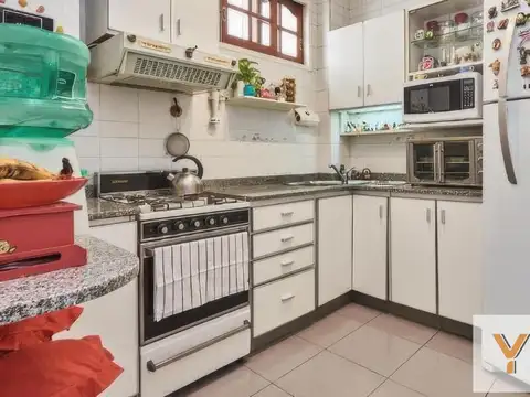 Depto Tipo Casa en Venta de 4 dormitorios