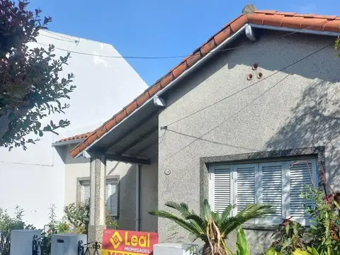 Los Plátanos 2200