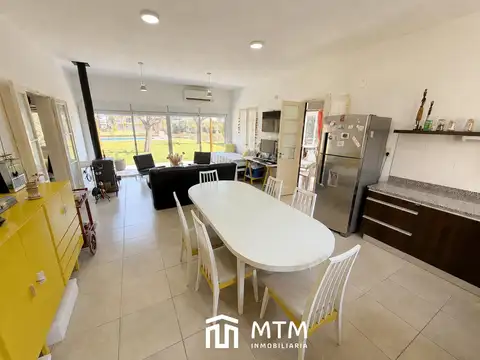 Casa en Venta al Este