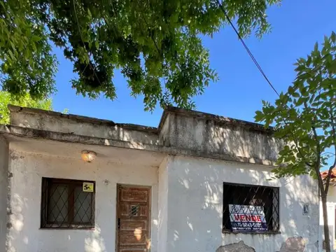 Cnel. José María Castillo 100