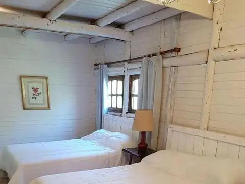 3349AA-CAMPO 200 HAS EN BARILOCHE CON 30 HAS LOTEABLES Y RIO