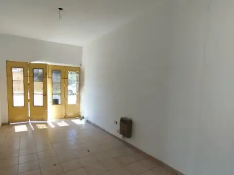 Saavedra 267 , Piso 0