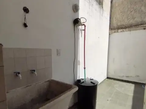 Depto Tipo Casa en Alquiler 24 años