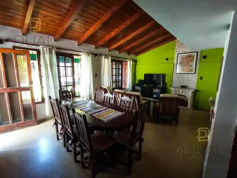 VENTA Casa Cuatro Dormitorios-Pileta-Quincho -Muñiz 1100-Lisandro De La Torre