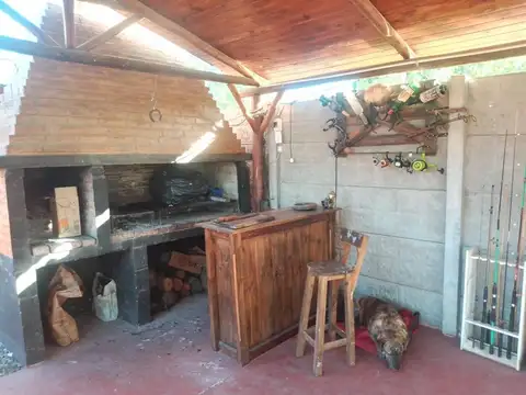 VENTA. QUINTA 3 AMBIENTES. DOMSELAAR.