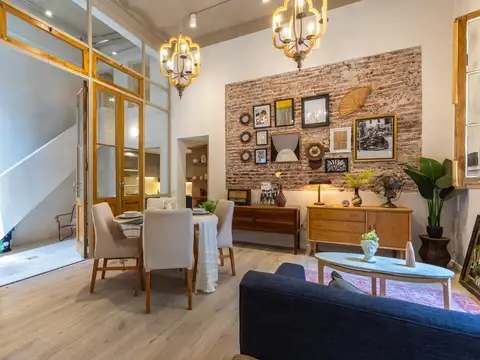 CASA EN VENTA DE 3 DORMITORIOS BARRIO ECHESORTU