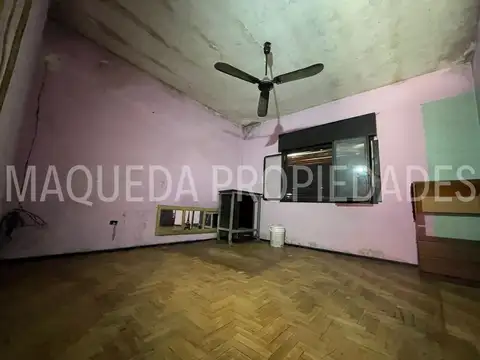 Depto Tipo Casa en Venta con 1 cocheras