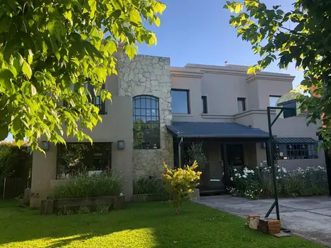 Av. Agustin Garcia 6300