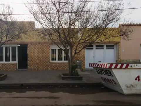 VENTA - CASA - 2 DORMITORIOS - PUNTA ALTA