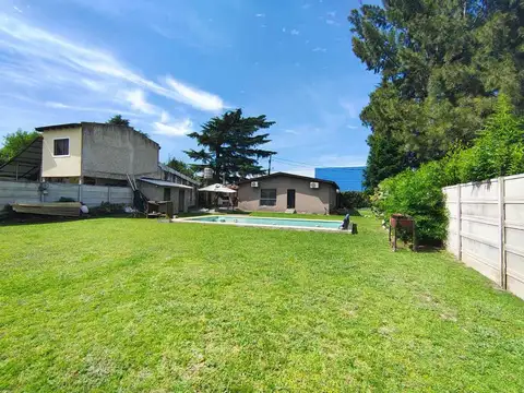 CASA 3 AMB EN VENTA EN ALBERTI C/ PILETA Y COCHERA