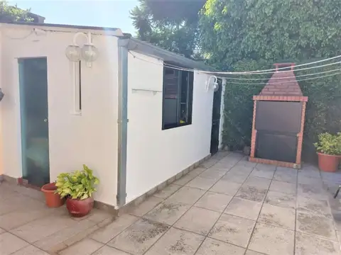 Depto Tipo Casa en Venta de 5 ambientes