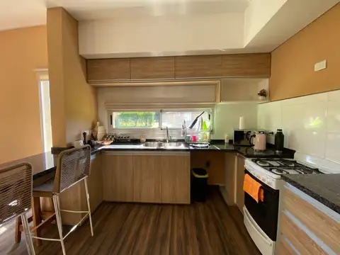 Casa en Alquiler al Este