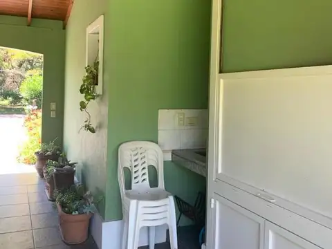 Casa en Alquiler con 1 cochera