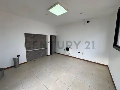 Oficina en Alquiler en Mendoza, $ 650.000