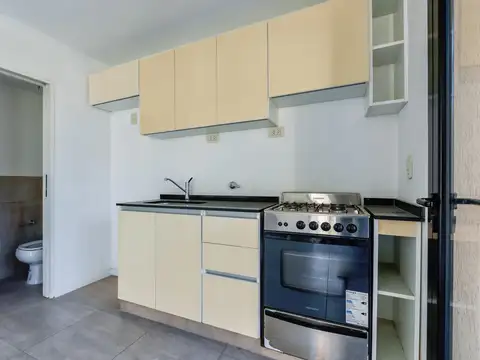 Casa en Alquiler con 1 cochera