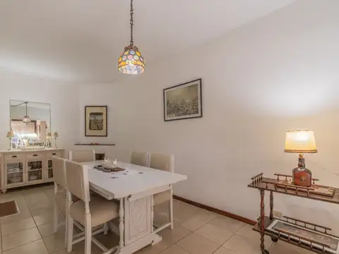 Depto Tipo Casa en Venta 54 años