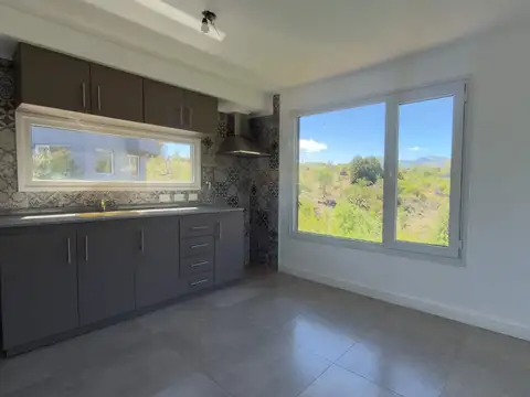 Depto Tipo Casa en Venta con 1 cocheras