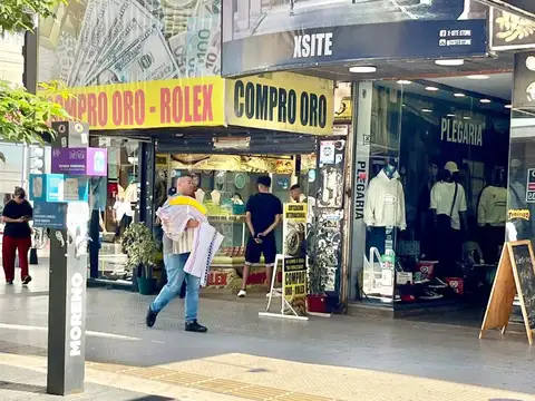 Local en Venta 68 años